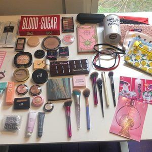 Huge lot makeup too faced jeffree star